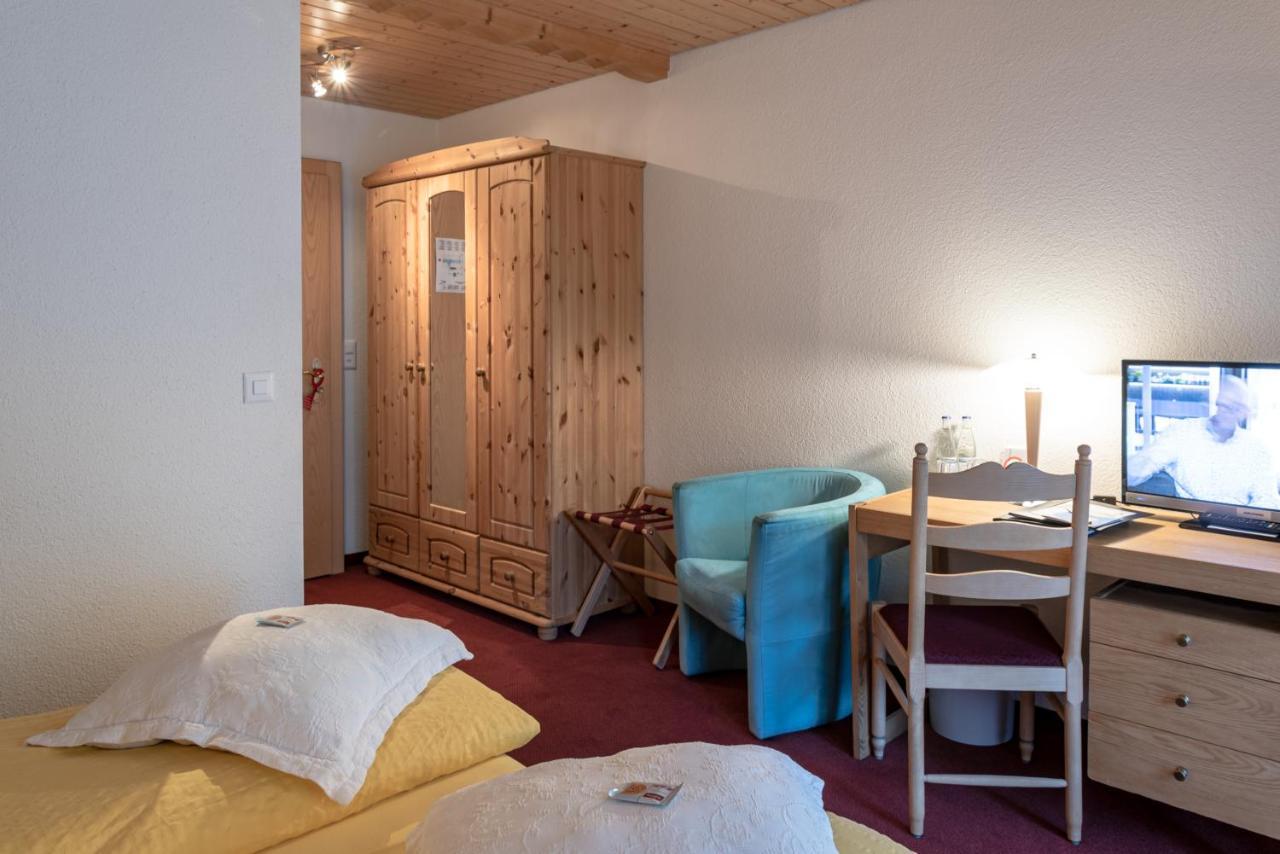 Hotel Typically Swiss Ermitage 3*